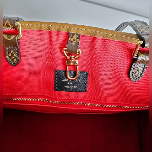 Louis Vuitton Reverse Monogram Onthego GM - Picture 12 of 13